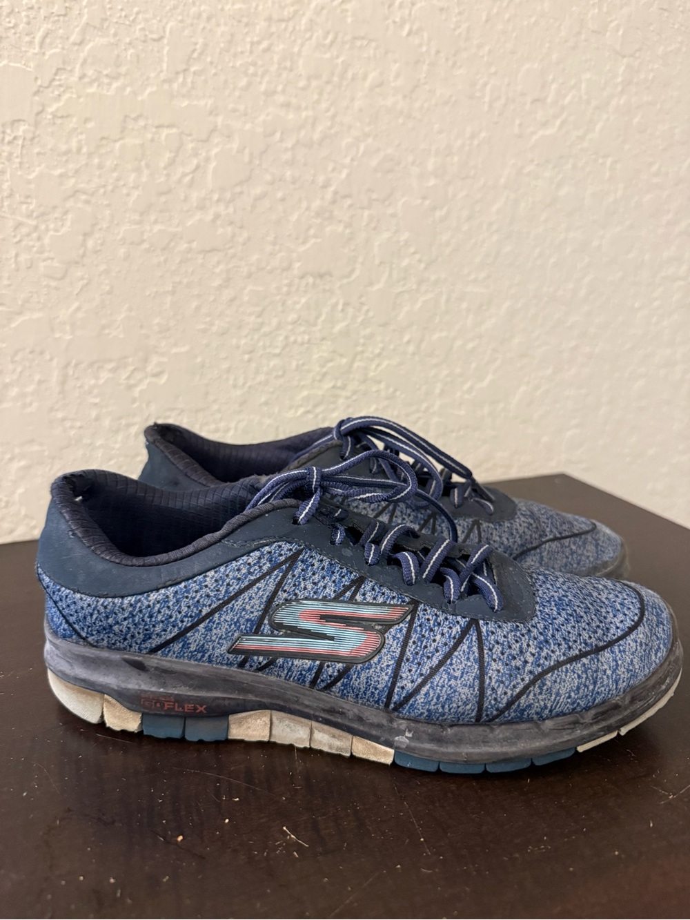 Skechers Woman’s Blue Athletic Shoe Sneakers